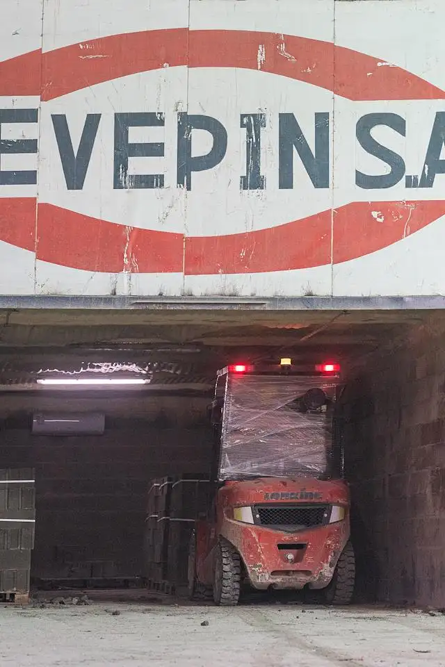 Fletes y Camión con Hidrogrúa — Nevepin S.A. — foto 10
