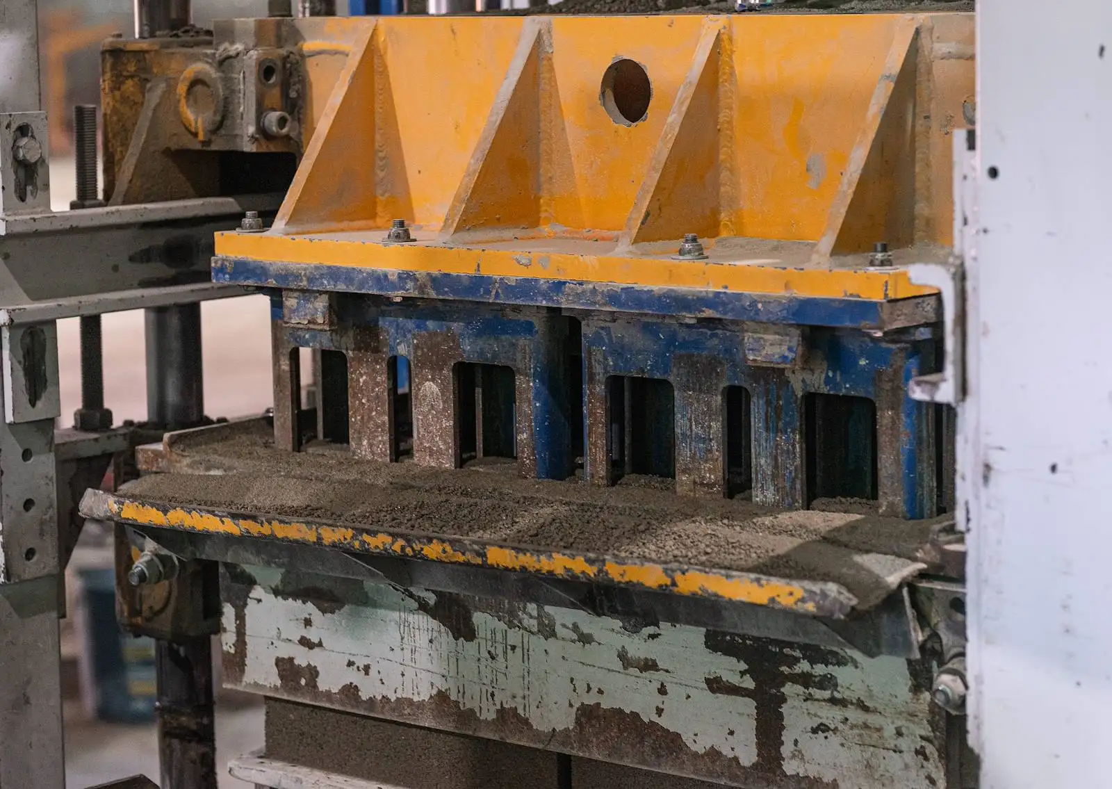 Bloques de Hormigón Vibrado y Prensado — Nevepin S.A. — foto 7